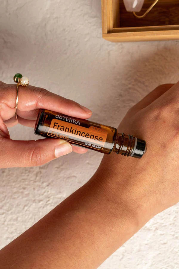 dōTERRA Óleo Essencial de Olíbano Touch Rolar - 10ml